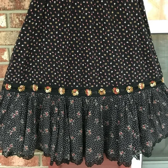 Vtg🎀Gunne Sax Black Calico Skirt Size S Prairie Midi Lace Trim👒🌾(RESERVED) - Picture 2 of 15